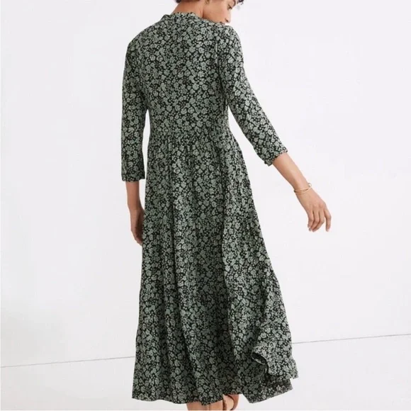 Madewell Button-Front Tiered Midi Dress in Fleur Field - Picture 2 of 6